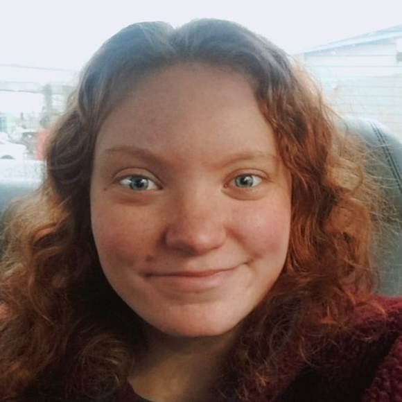 Meet your Posher, Briana - Picture 1 of 1